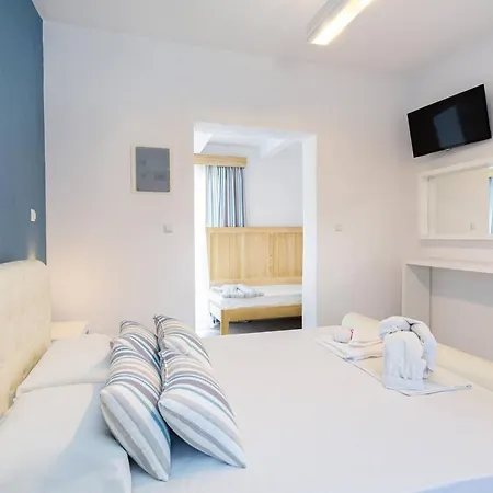 Aparthotel Alexa's Sunny Days