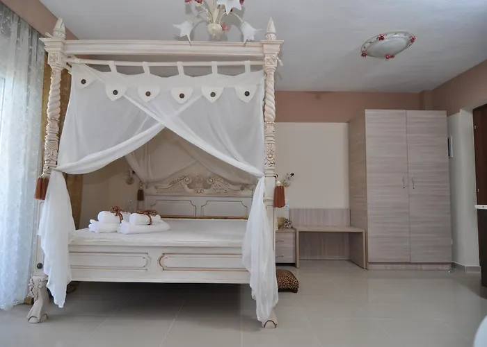 Alexa's Sunny Days 4*