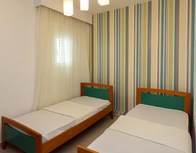 Alexa's Sunny Days Aparthotel