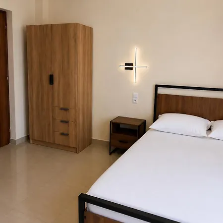Alexa's Sunny Days Hotel de apartamente