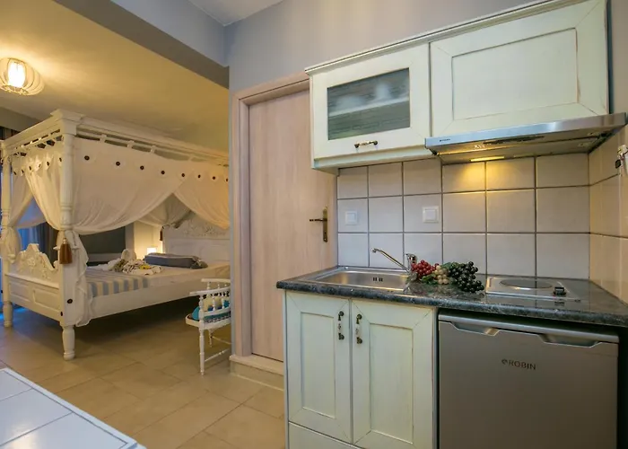 Alexa's Sunny Days Ξενοδοχείο με διαμερίσματα 4*