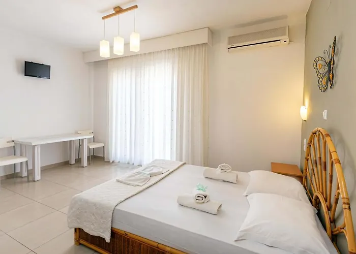 Alexa's Sunny Days Ξενοδοχείο με διαμερίσματα 4*