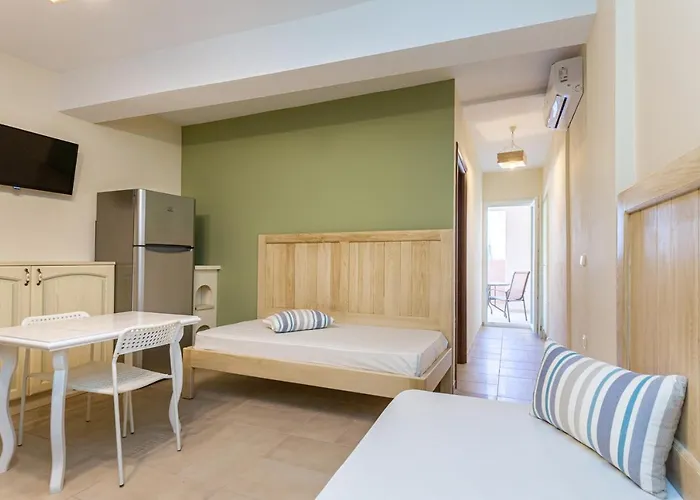 Ξενοδοχείο με διαμερίσματα Alexa's Sunny Days 4*