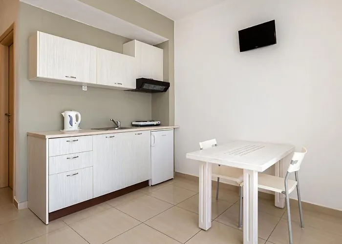 Alexa's Sunny Days 4* Λιμενάρια