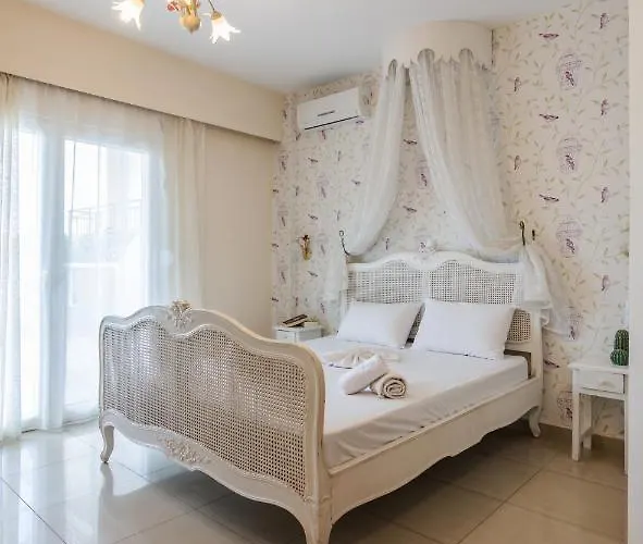 Alexa's Sunny Days Ξενοδοχείο με διαμερίσματα 4*